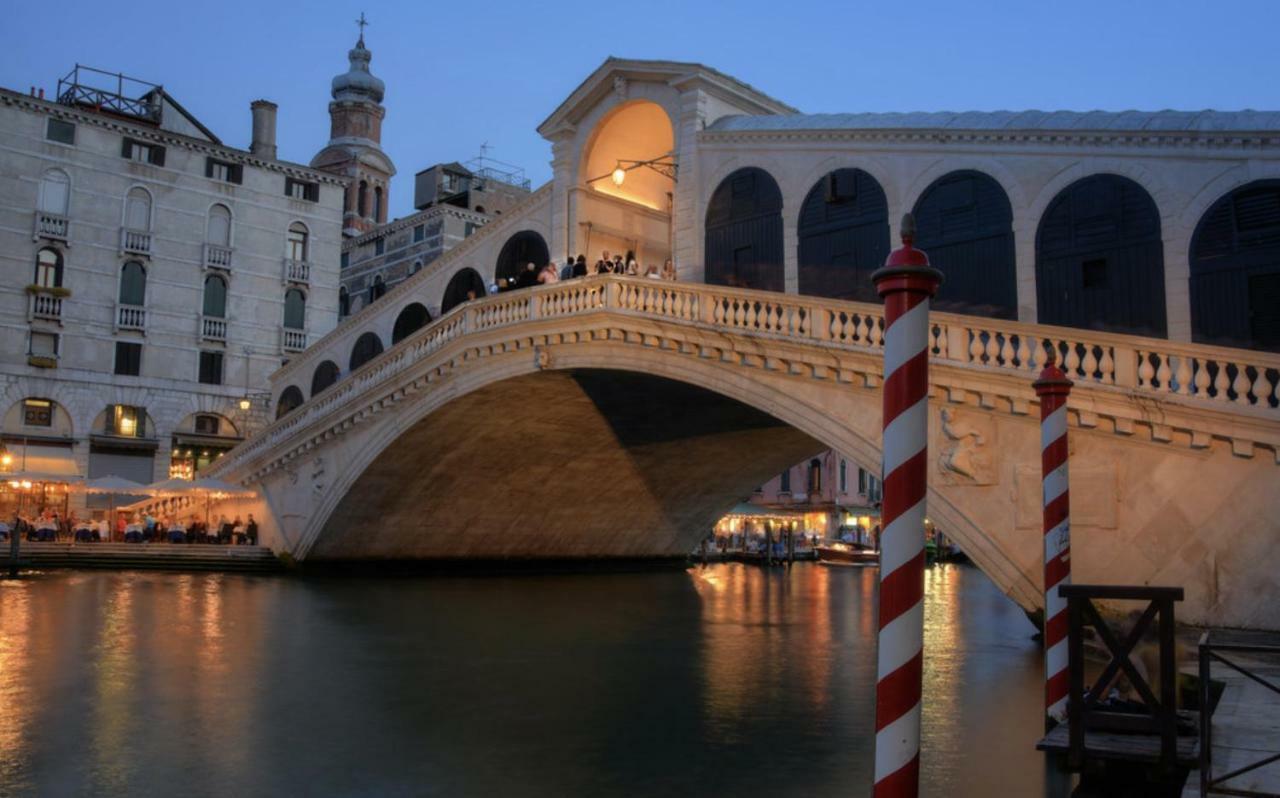 Ca Zulian Amazing Canal View Apartment Venecia Exterior foto